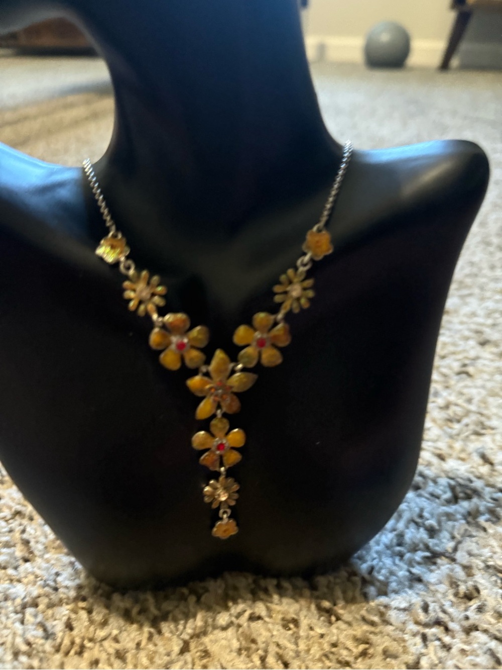 Floral Yellow Flower Pendant Necklace - Women Jewelry 5 - Picture 3 of 4